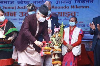 प्रधानमन्त्री देउवाद्वारा ज्यापु समाजको ज्येष्ठ नागरिक भवन उद्घाटन